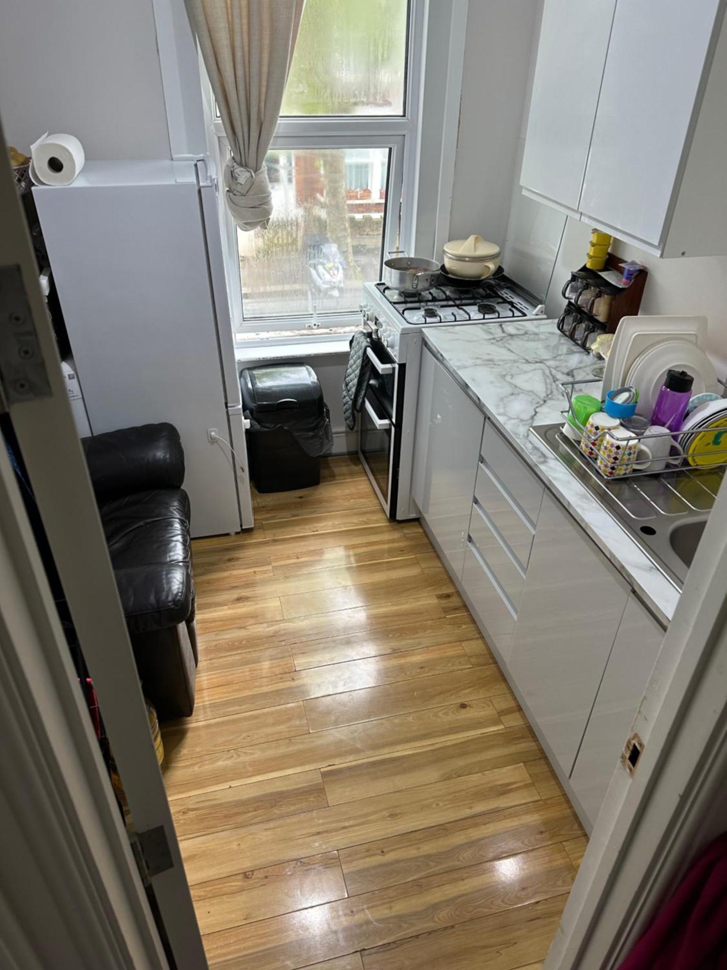 2 Bed Flat In Appartamento Londra